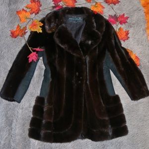 Furs by Mannis Coat